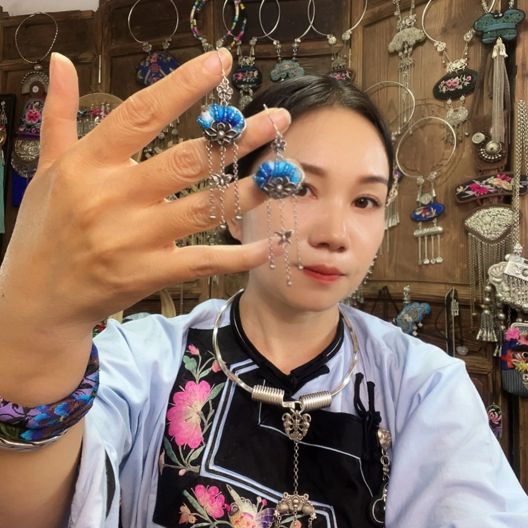 非金属无耳环是真的好看啊