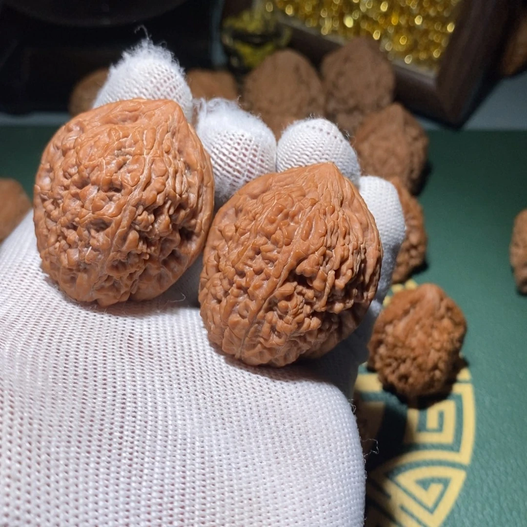 @***z文玩核桃吊坠蒜头