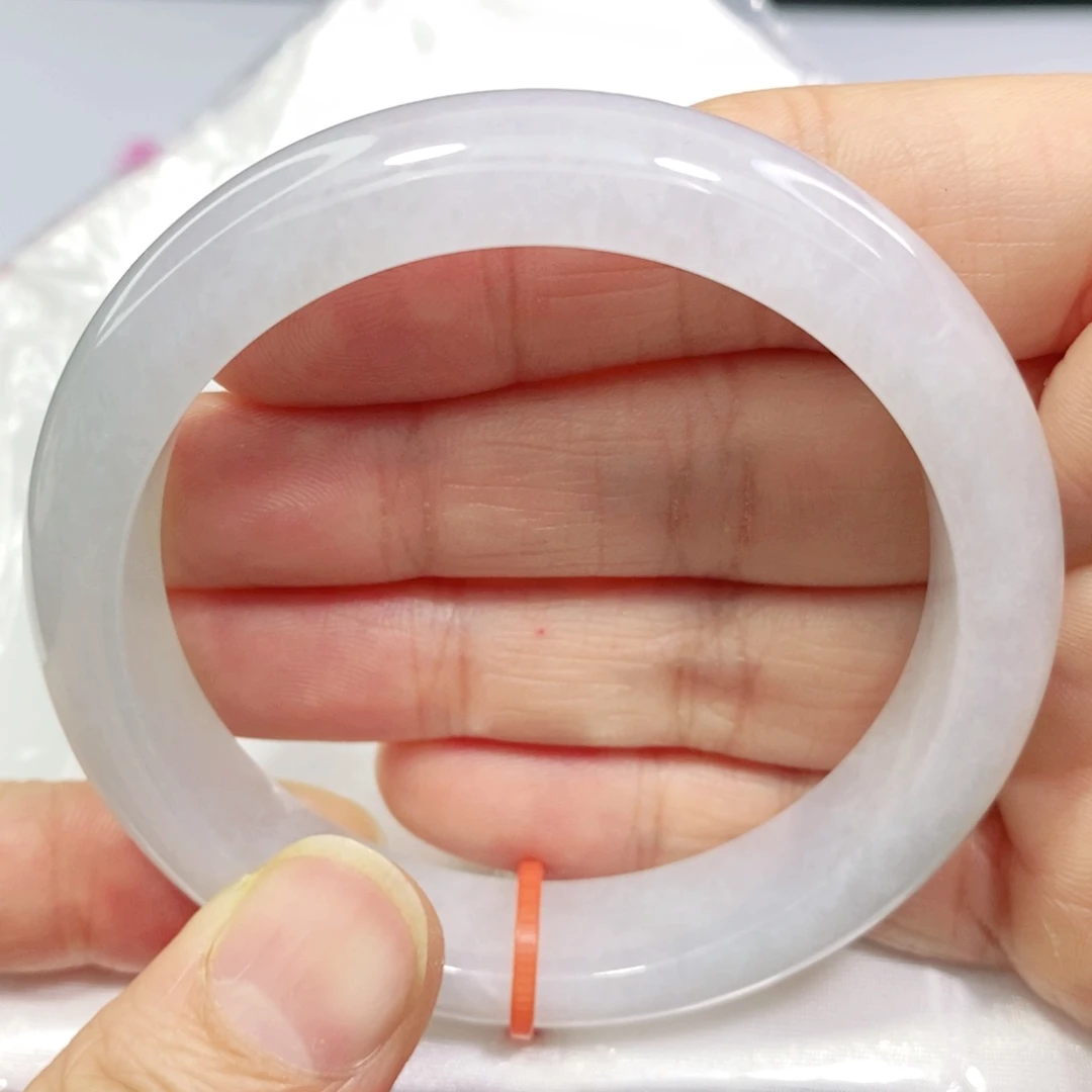 翡翠手镯未镶嵌55圈口正圈