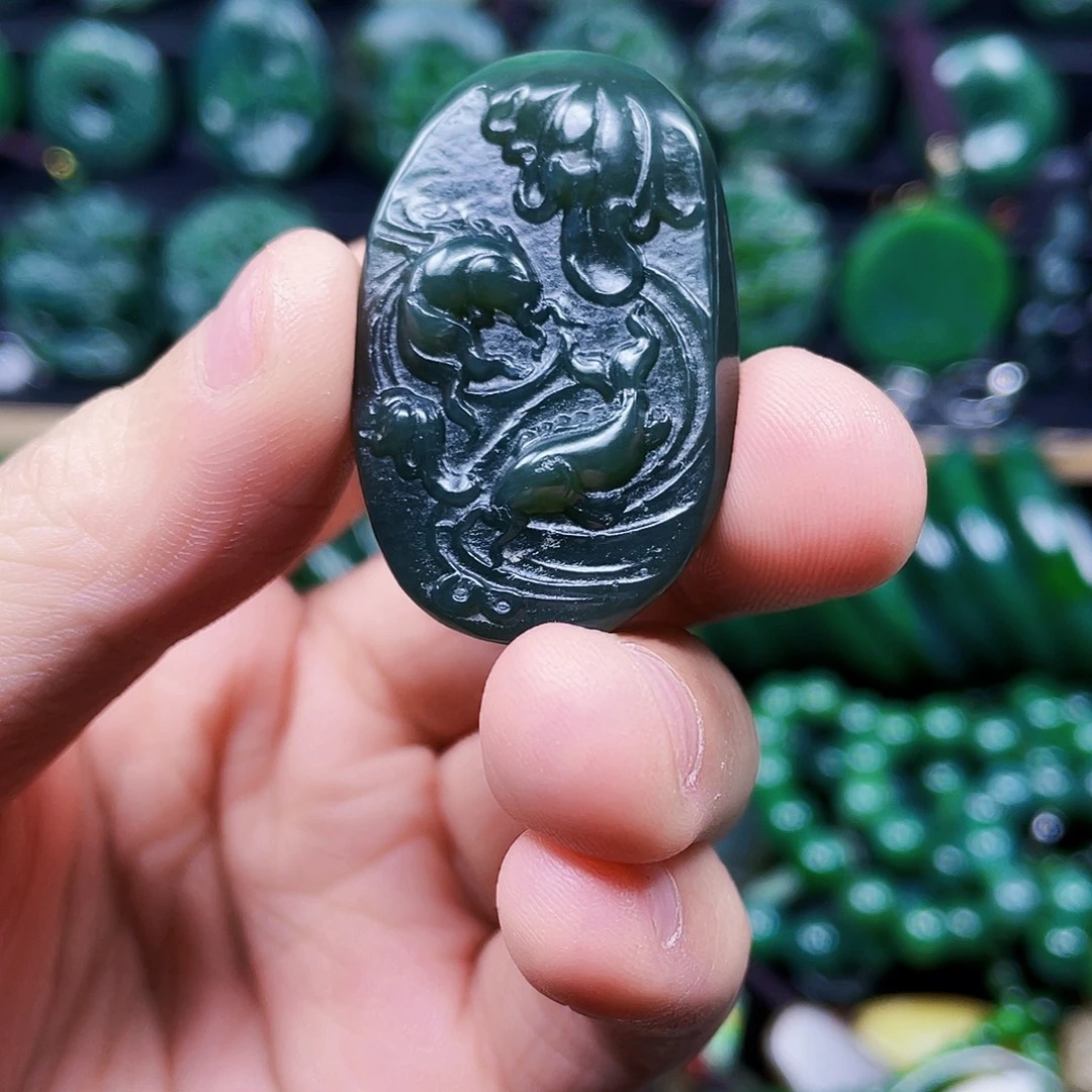 和田玉未镶嵌珠宝半成品