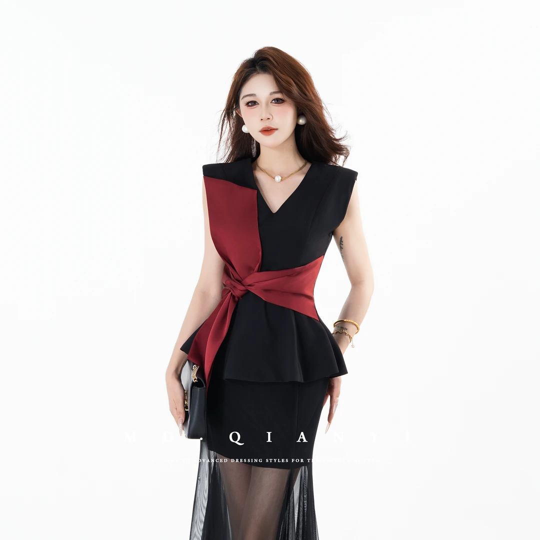 MD定制·杨千亿【出逃夏日】2025夏季时尚拼接撞色百搭显瘦无袖上衣