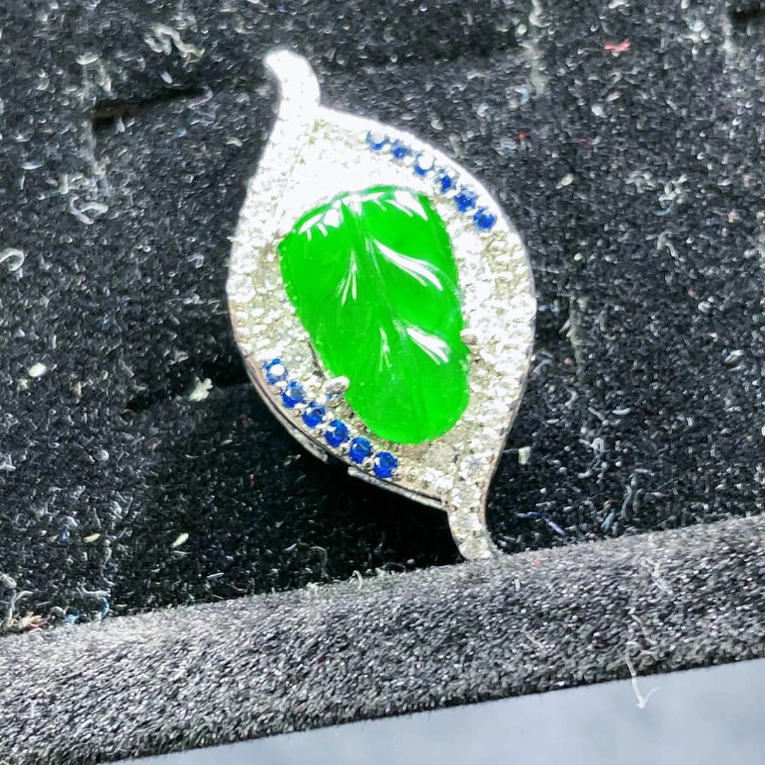 翡翠颈饰未镶嵌367，