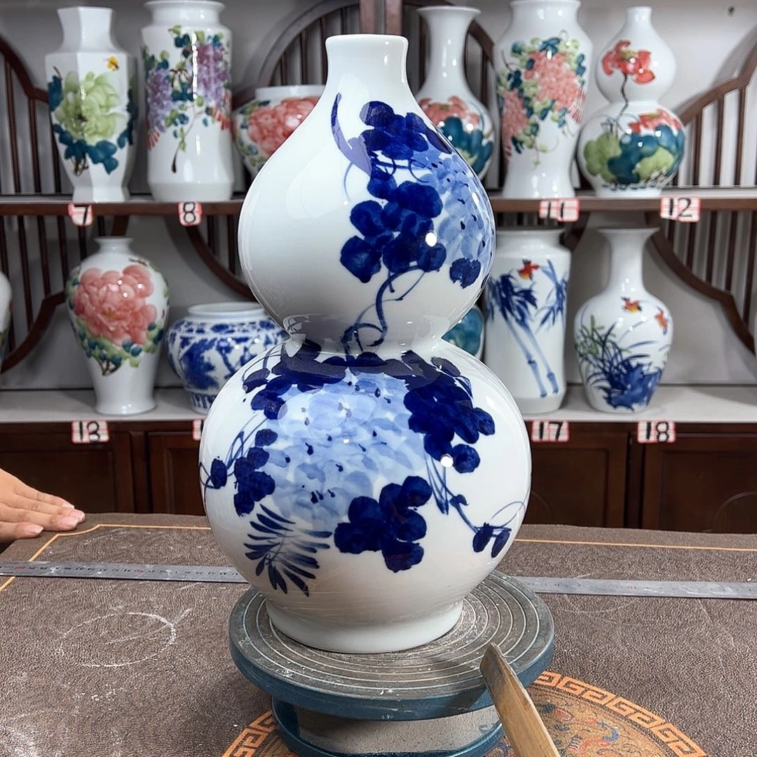摆件景德镇陶瓷葫青紫