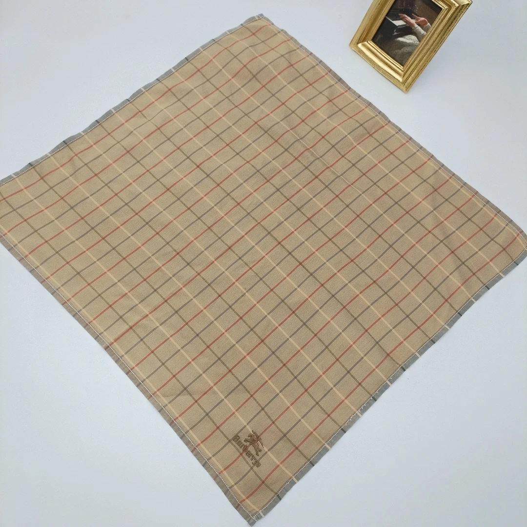 95新 BURBERRY/博柏利 海囤/巴宝莉/丝巾/yy10056