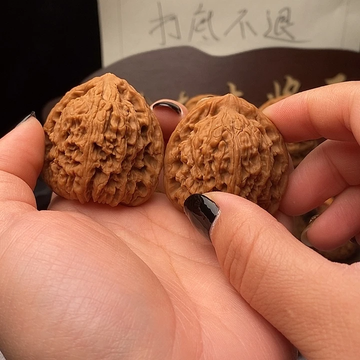 中***哥文玩核桃吊坠涿鹿南疆石