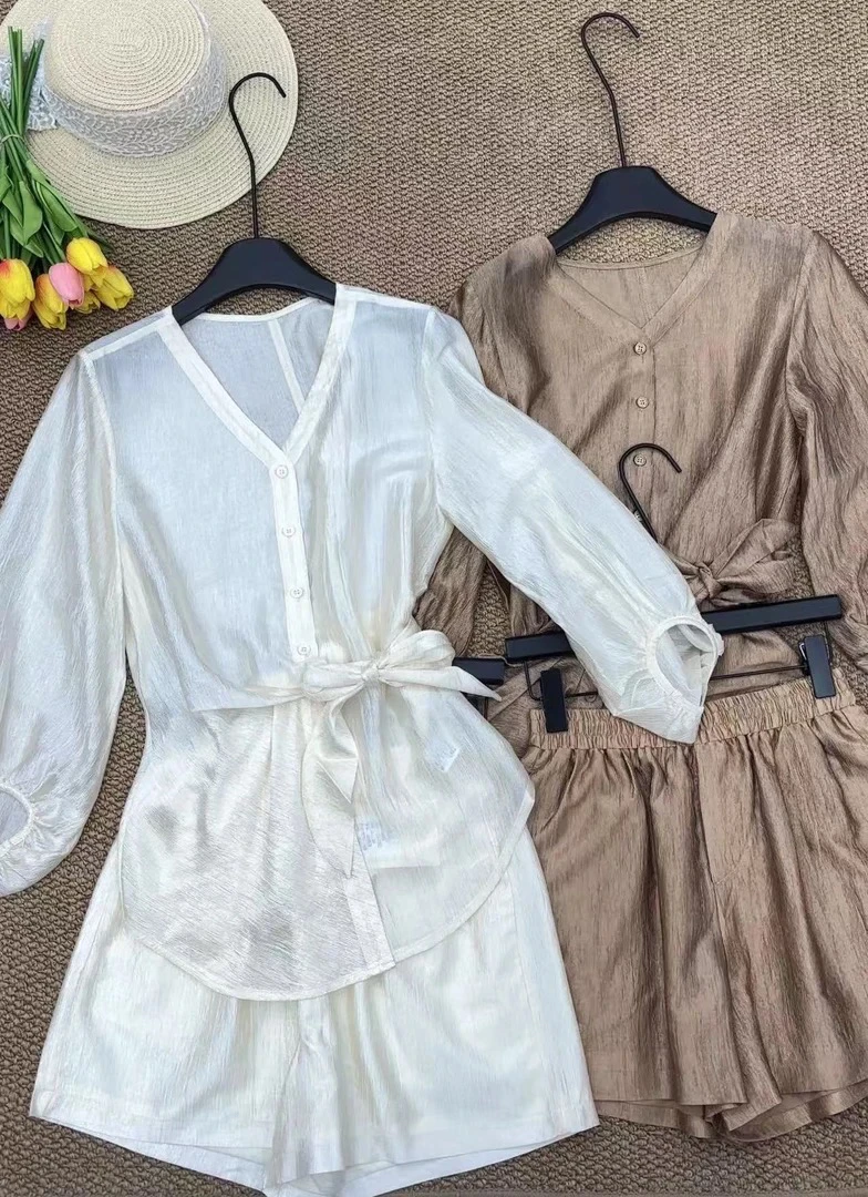 花花家时尚新款V领开衫套装（66130）