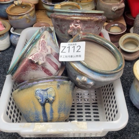 紫砂花盆瑕疵112口径的p7.5左右