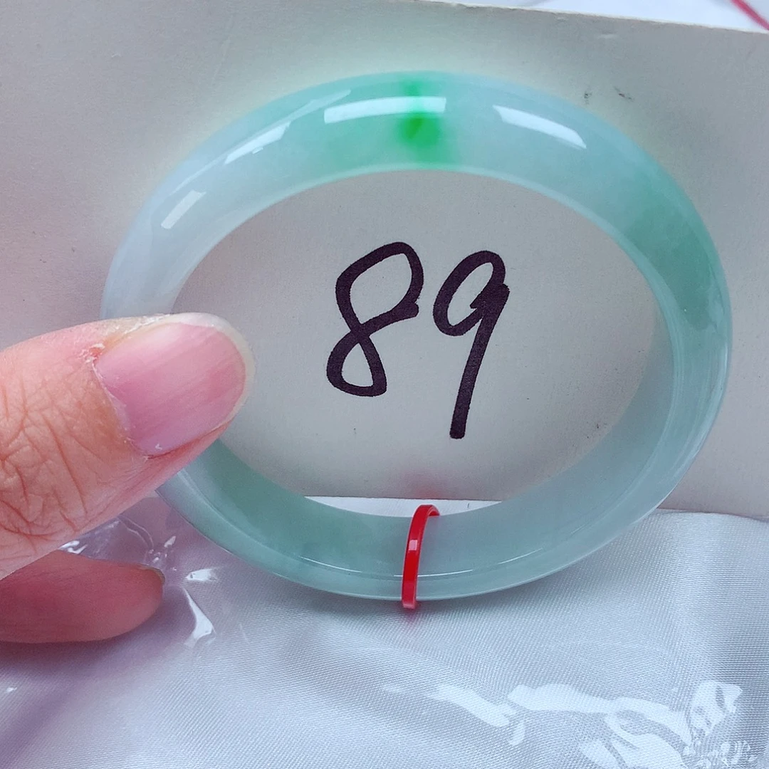 翡翠未镶嵌手镯翡翠