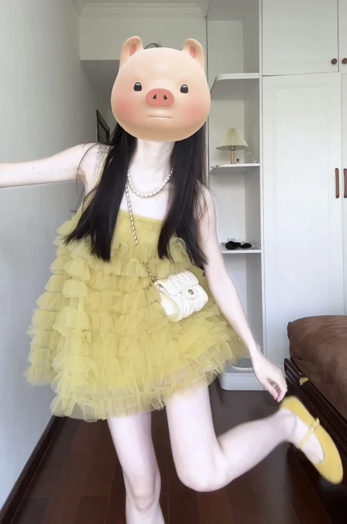 夏季新款海边度假网纱吊带蛋糕裙超仙连衣裙女蛋糕蓬蓬短裤两件套