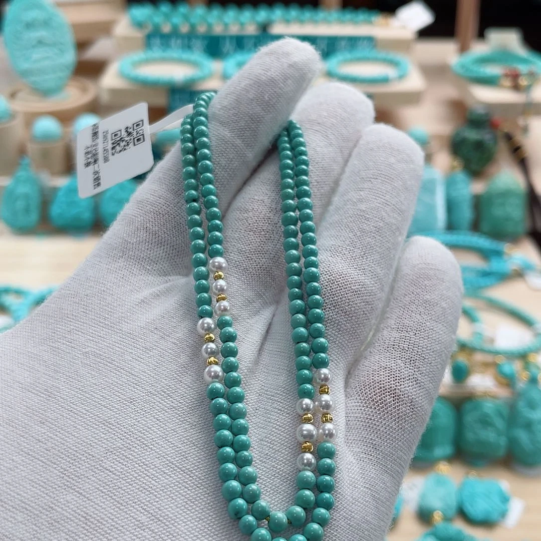 绿松石未镶嵌珠宝奇石