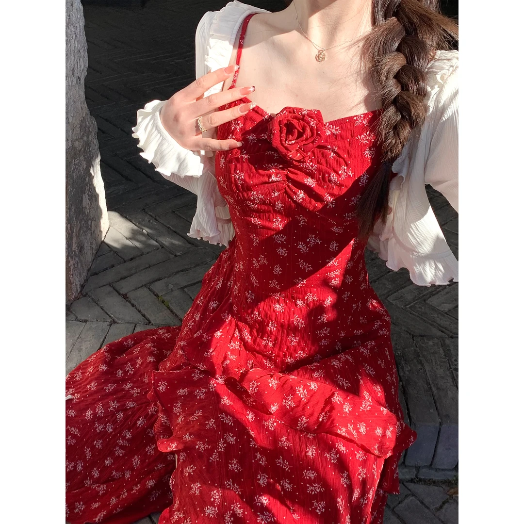 Q女家 不被定义的碎花裙/法式绝美红色吊带连衣裙不规则开叉长裙