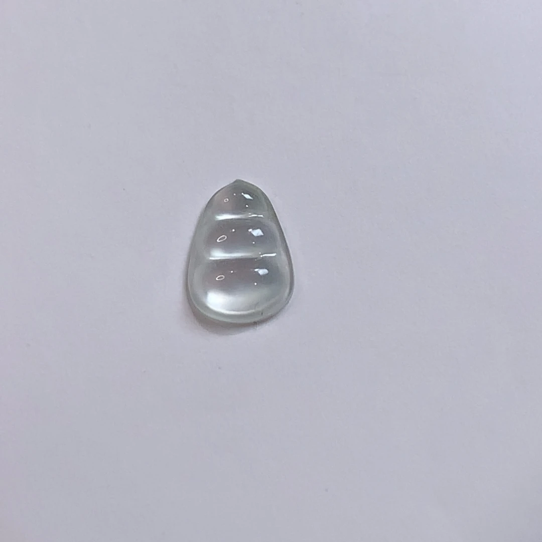 翡翠未镶嵌颈饰白冰豆