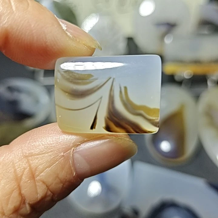 玛瑙/玉髓未镶嵌珠宝奇石