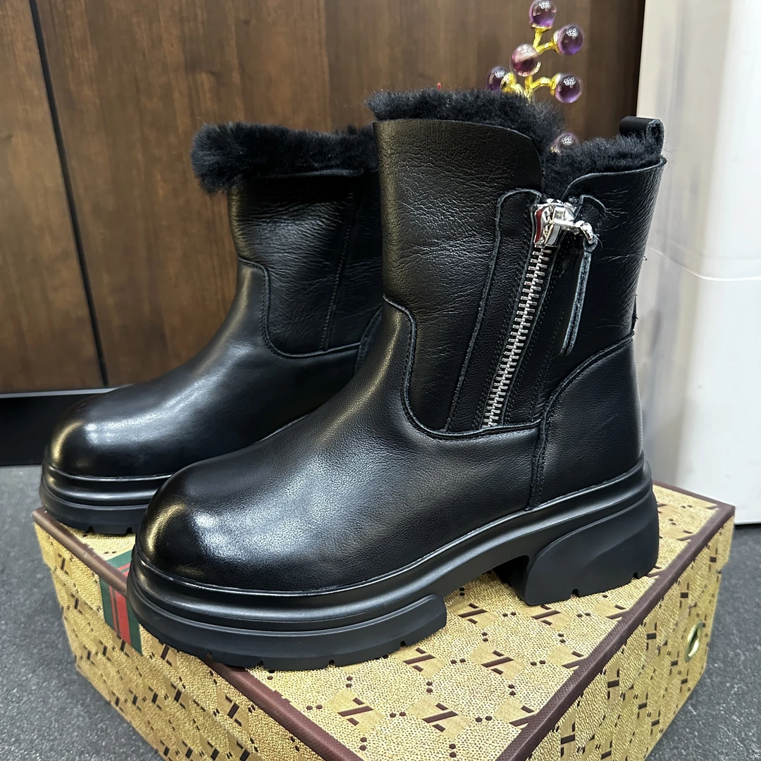 雪地靴时尚雪地靴女鞋圆头黑色冬季短靴靴子