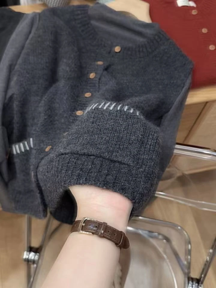 七言家巨好看！#石墨灰明线口袋马甲开衫