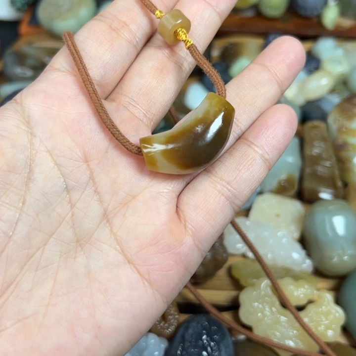 未镶嵌和田玉（糖玉）珠宝奇石