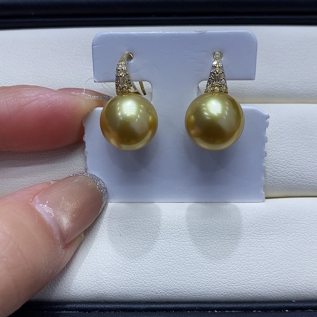 海水珍珠耳饰18K金镶嵌11到12点位浓茶金珠