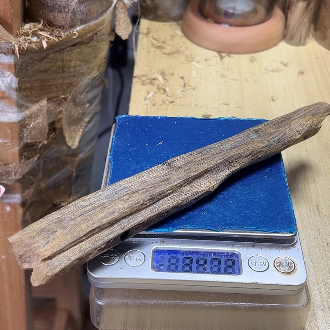 香料绿奇楠虫漏34克白棋