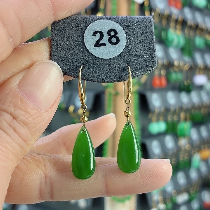 和田玉18K金镶嵌耳饰