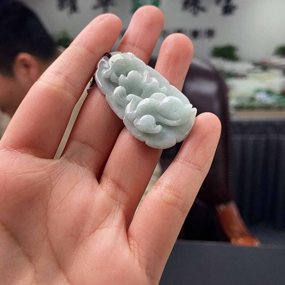 翡翠未镶嵌颈饰颜色多样性发拍一发一