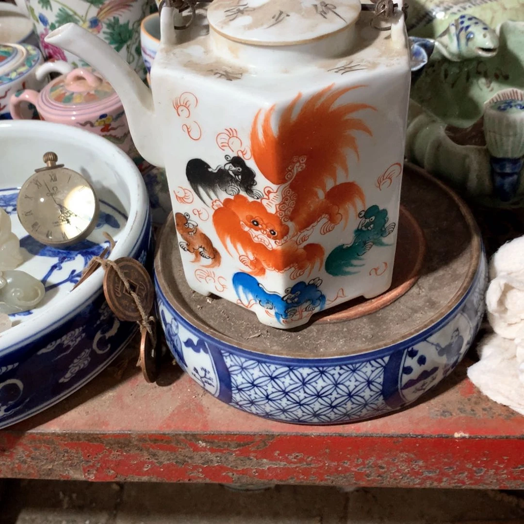 佛***少高端大气上档次瓷器