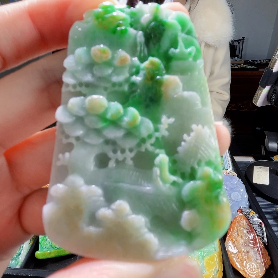 颈饰未镶嵌翡翠翡翠