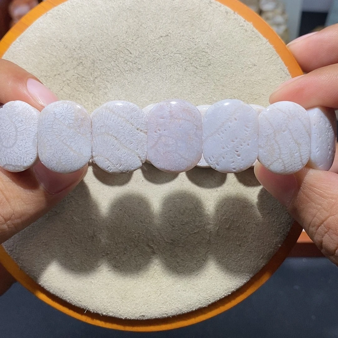 硅化珊瑚（珊瑚玉）手串未镶嵌白龙骨53