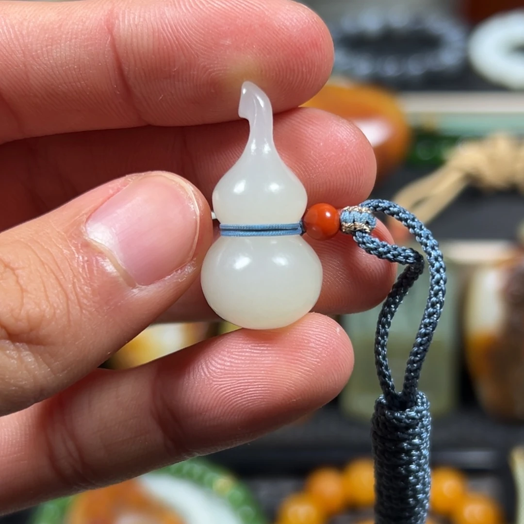 和田玉未镶嵌吊坠(不含链)