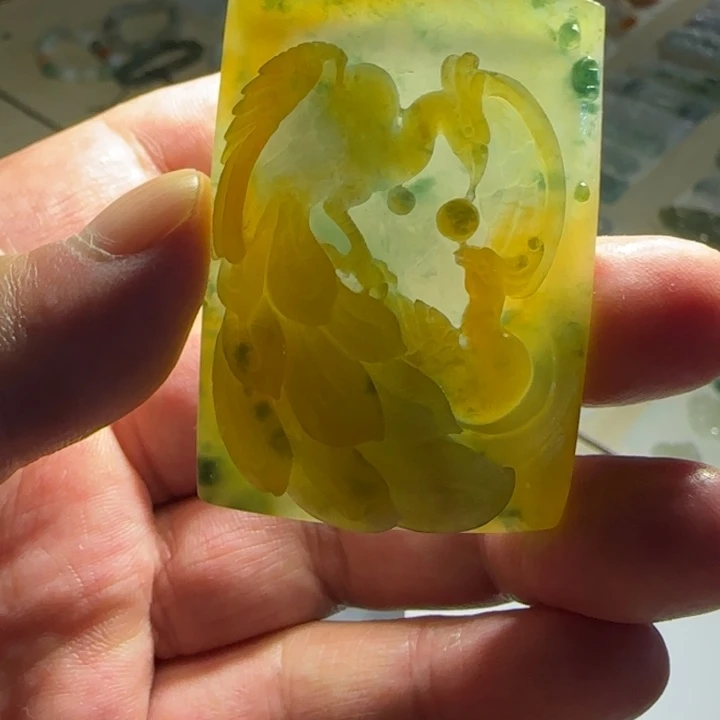 定制翡翠未镶嵌翡翠孔雀