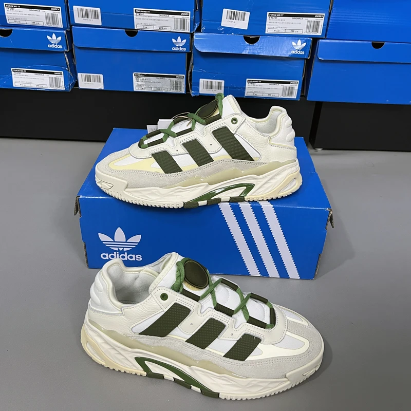 （断码处理）阿迪达斯三叶草男女经典舒适轻便复古运动休闲鞋ID4089