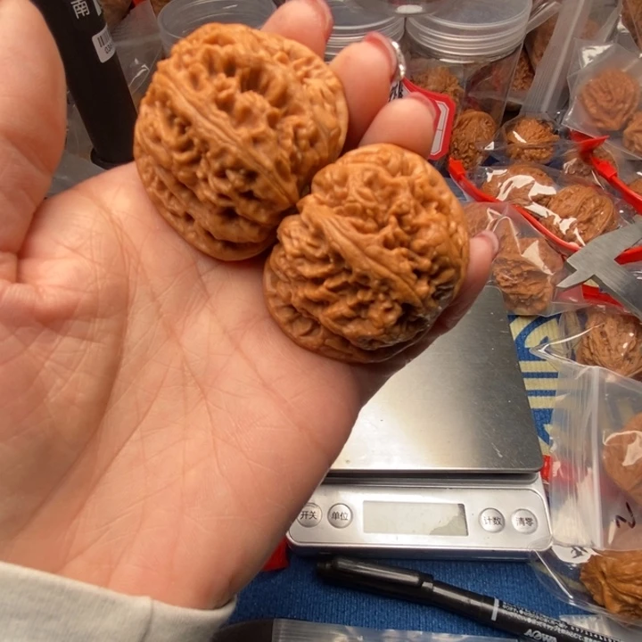 吊坠桃核粗筋45核桃