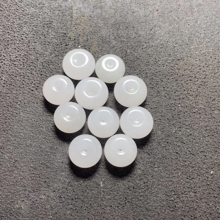 颈饰未镶嵌石英质玉玉**缘