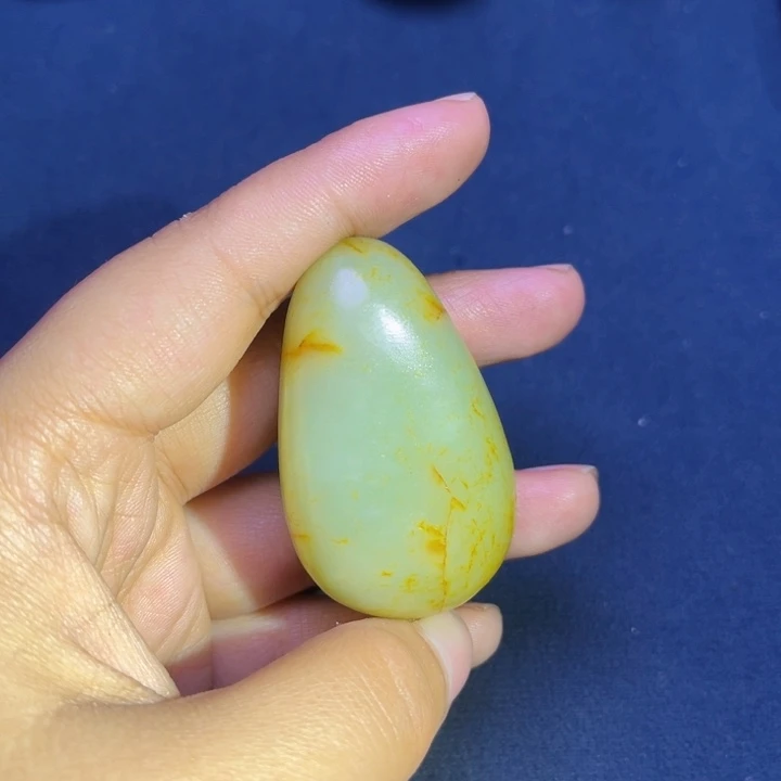 和田玉未镶嵌珠宝奇石