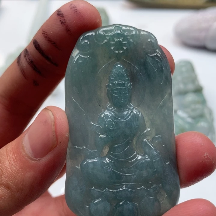 翡翠未镶嵌颈饰保真天然a货翡翠