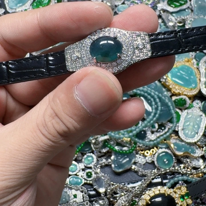 翡翠未镶嵌颈饰天然A貨翡翠放漏