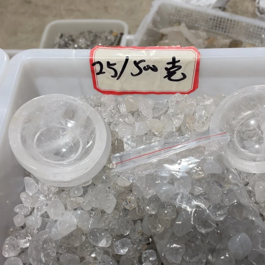 未镶嵌水晶大型摆件（非配饰）