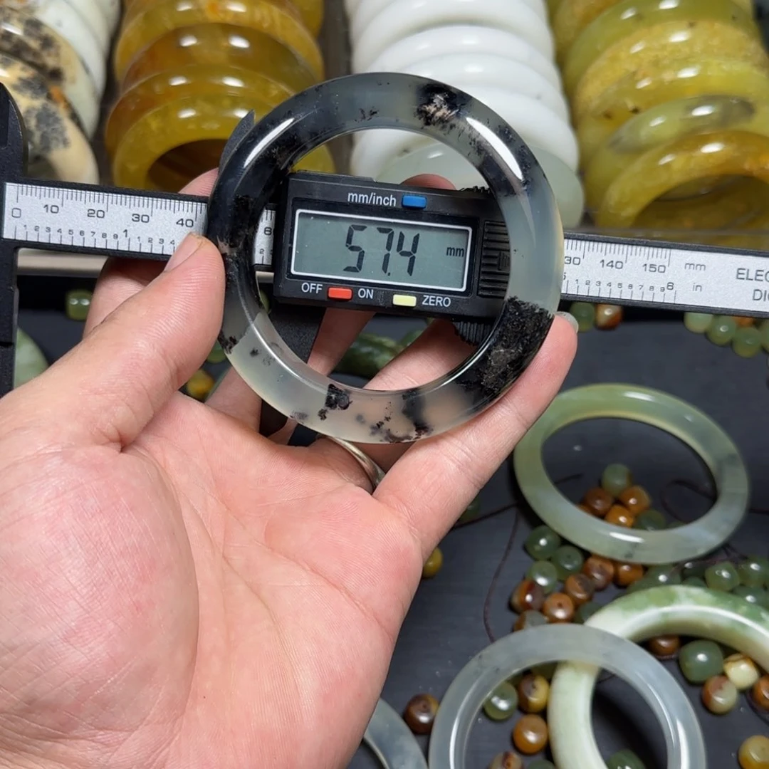 合金蛇纹石玉手镯