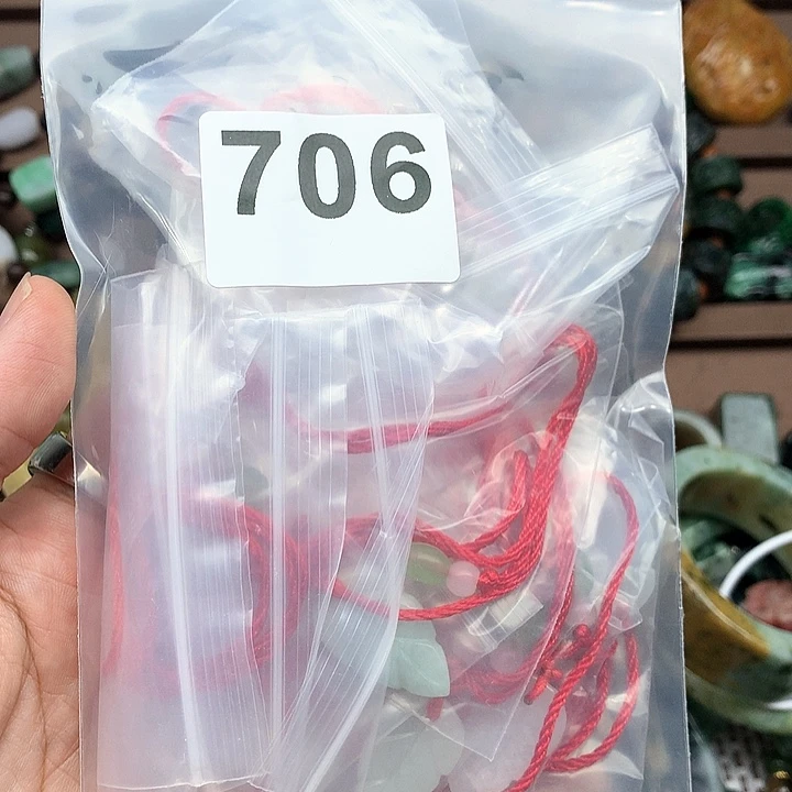 翡翠未镶嵌颈饰5****妻翡翠