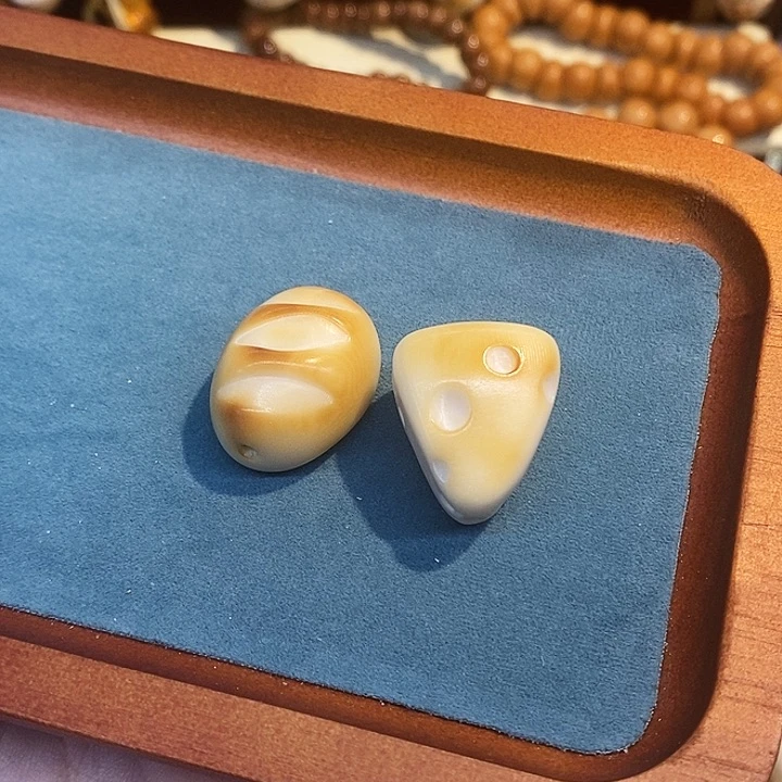 用***2手串猴头核桃俩个配件