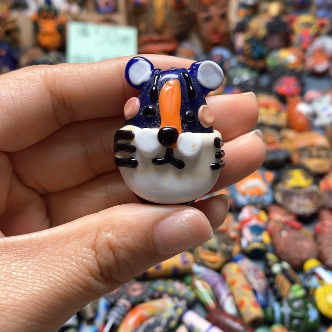 琉璃颈饰印度尼西亚老虎