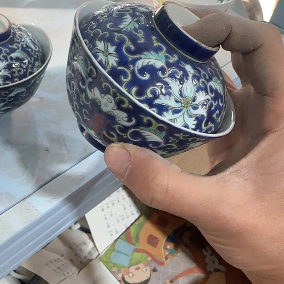 瓷片瓷器上还有两条长线上