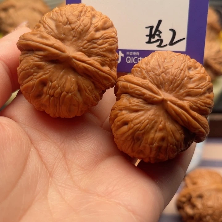 吊坠文玩核桃7****6文玩核桃2