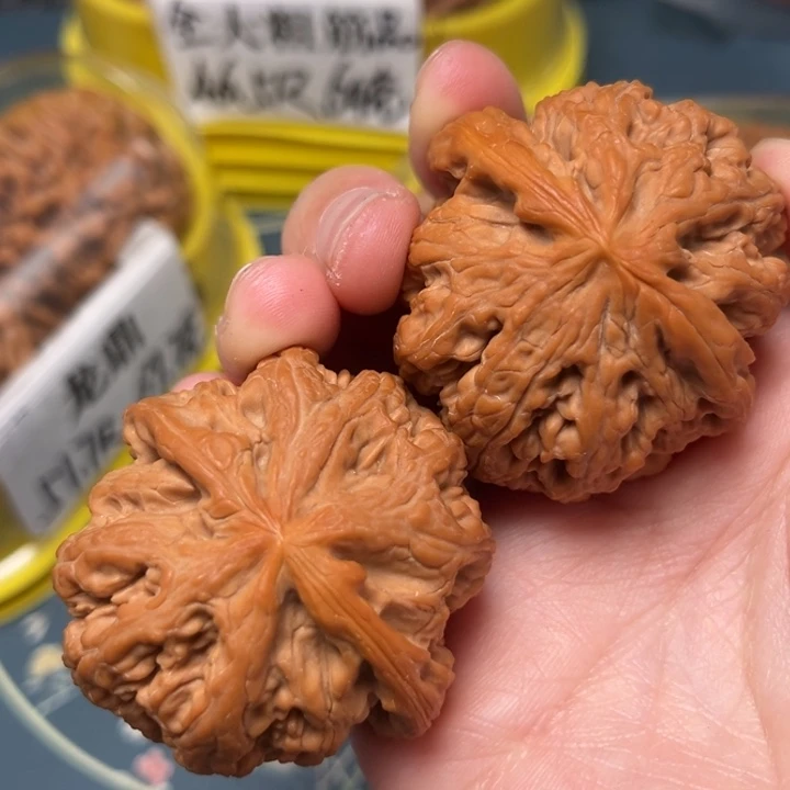 文玩核桃吊坠42-33385-05