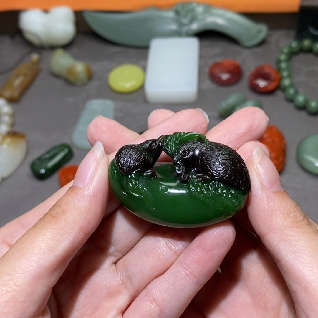 和田玉未镶嵌颈饰追*