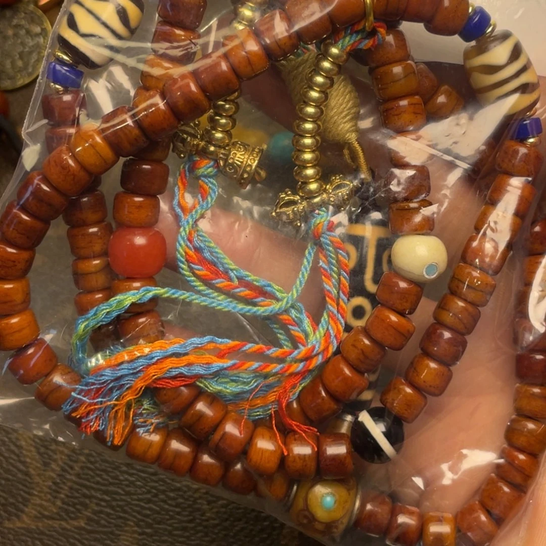 L***D牛骨手串/手链小姐姐