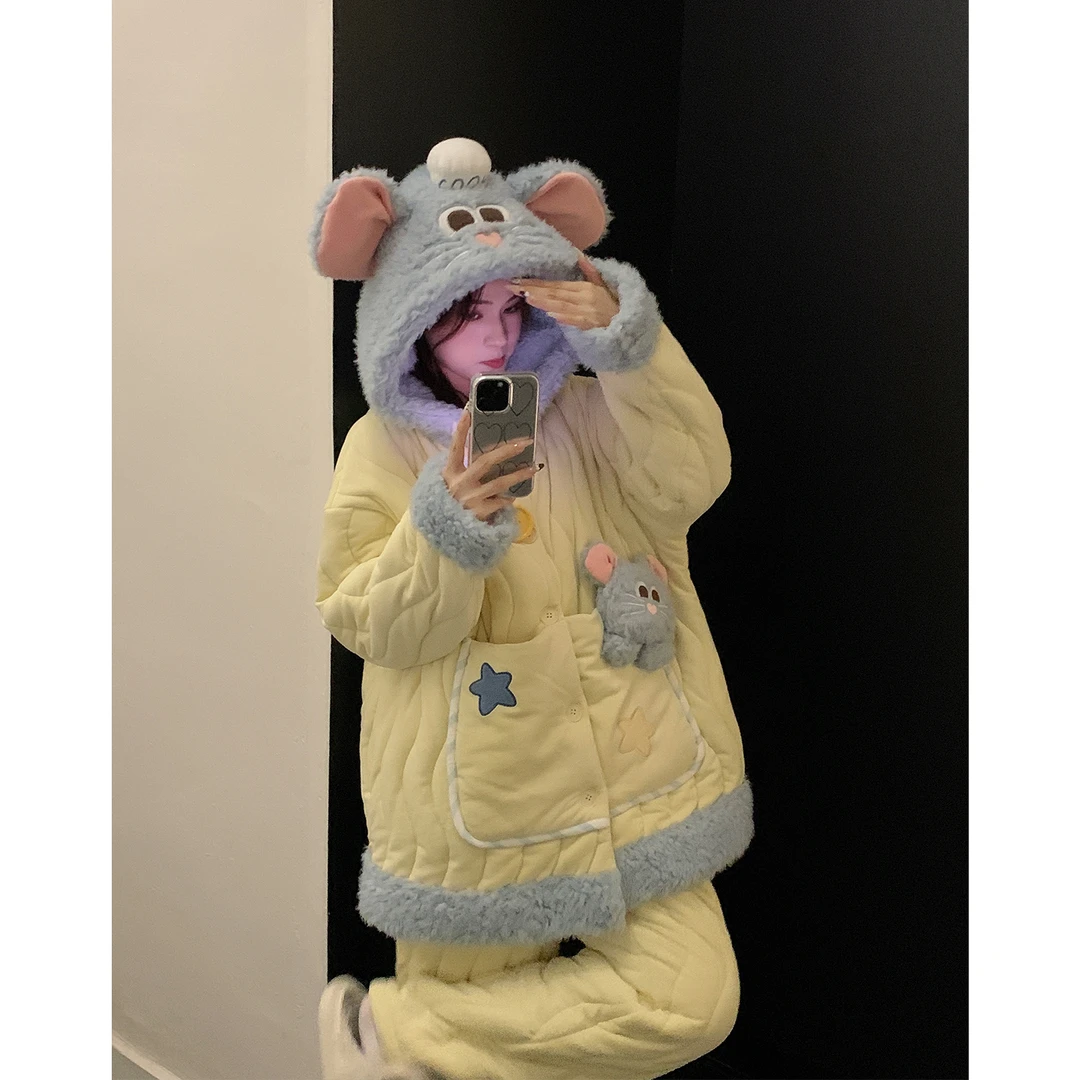 睡衣女冬季牛奶绒三层夹棉保暖毛绒料理鼠王刺绣珊瑚绒家居服套装