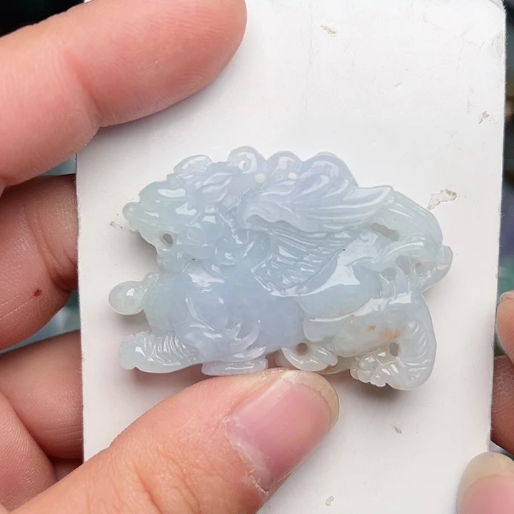 翡翠颈饰未镶嵌飞天貔貅