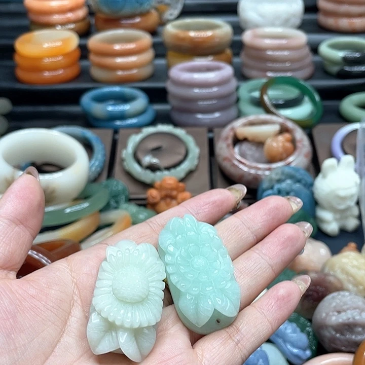 石英质玉手镯合金?*K