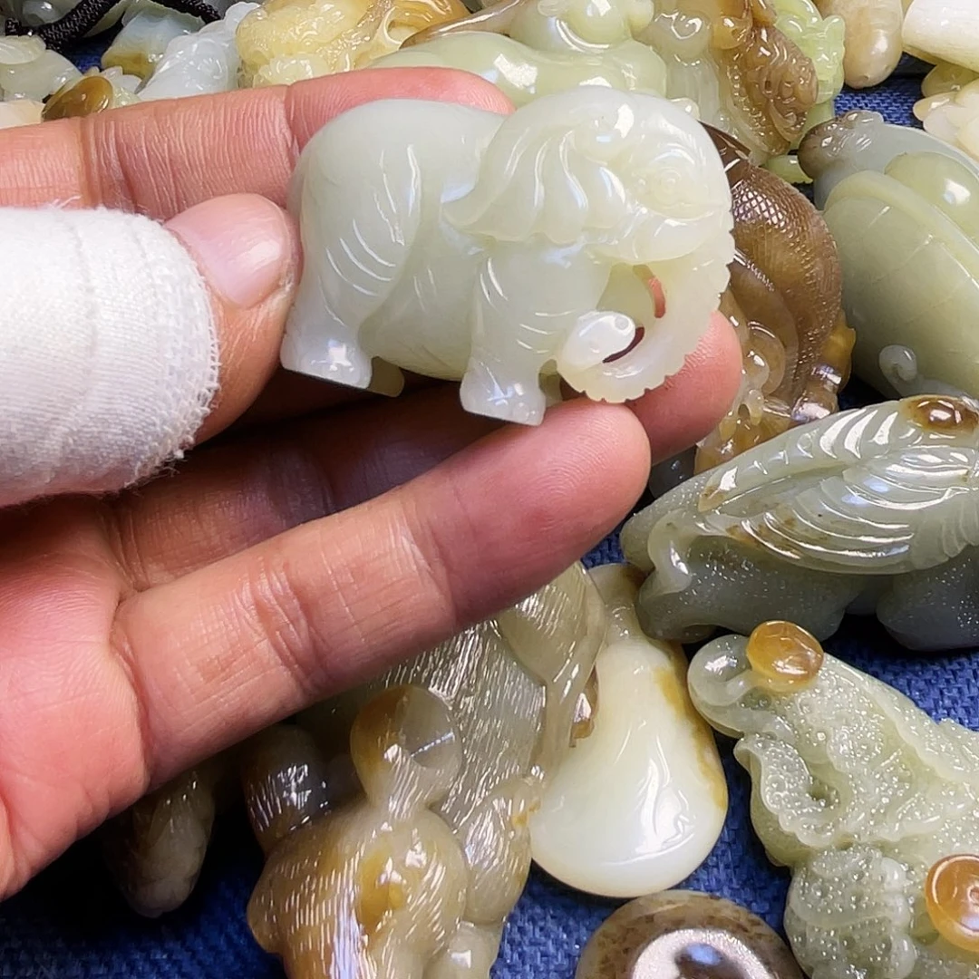 和田玉吊坠(不含链)未镶嵌自**星