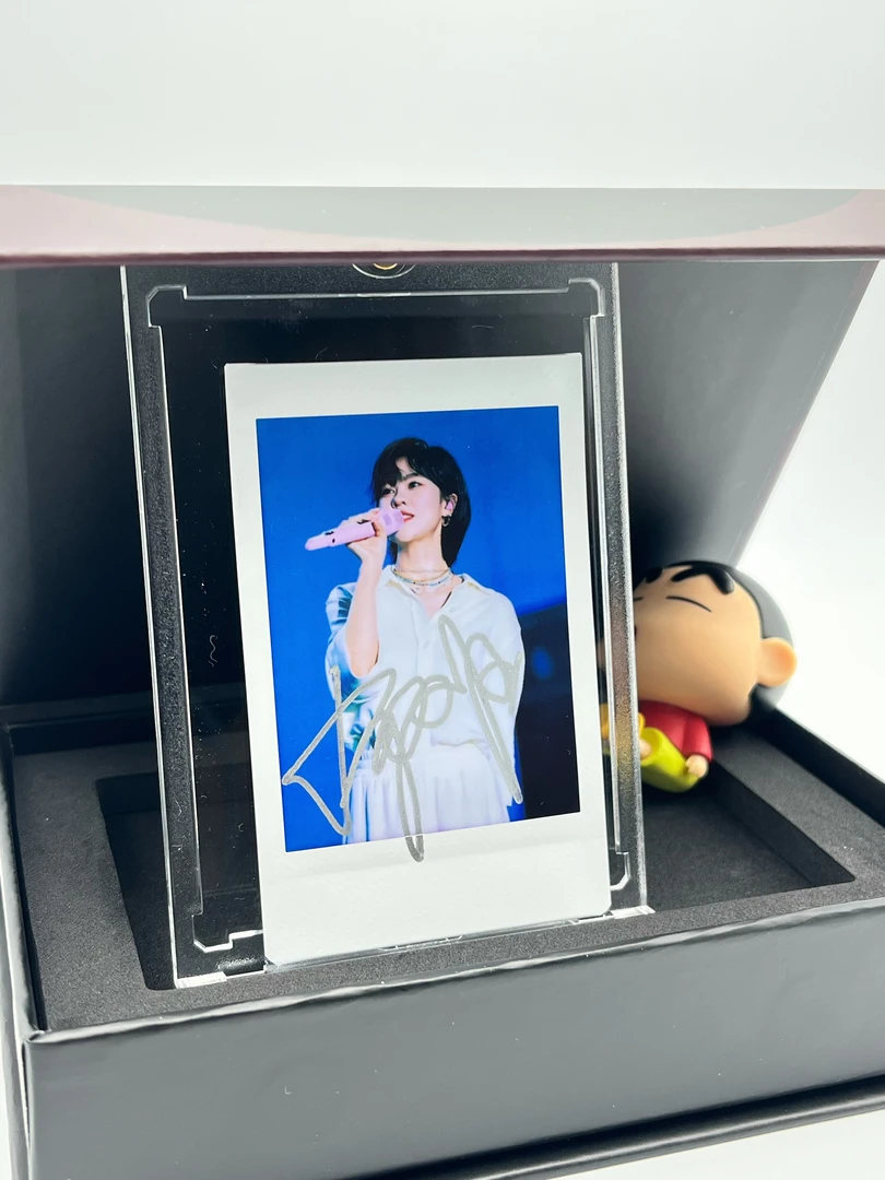 W472【郁可唯】三寸正品签名拍立得照片白边